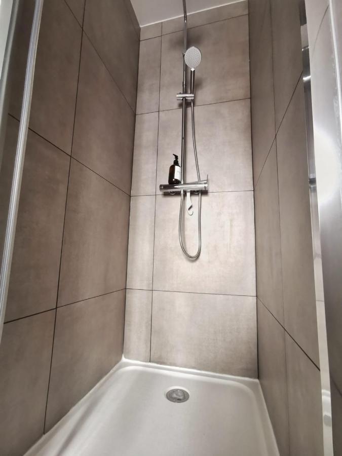 Le Contemporain Apartment